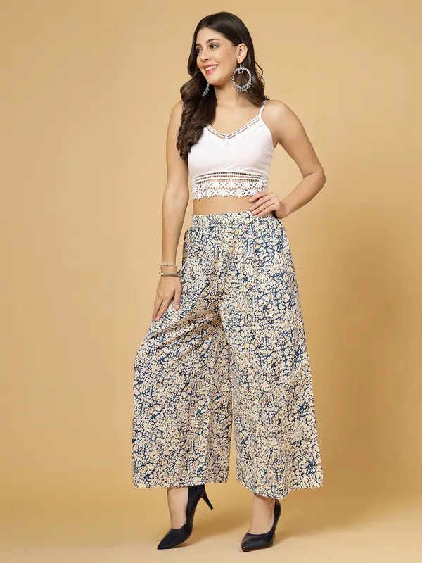 Blue_Pure_Cotton_Big_Flair_Printed_Regular_Palazzo
