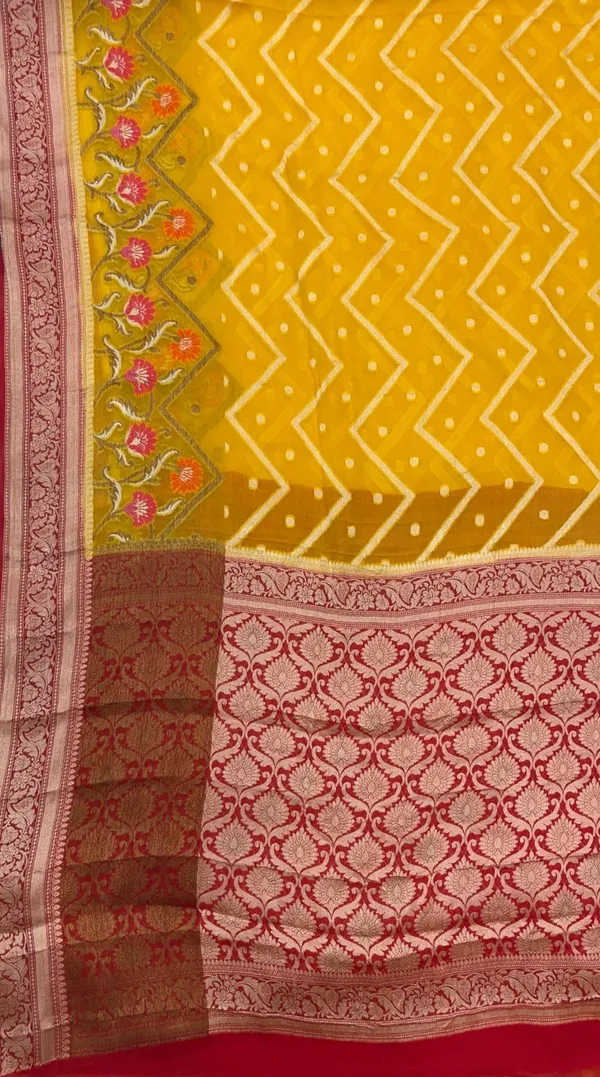Humairah_Presents_Pure_Handloom_Yellow_Chiffon_Stripe_Zari_Zig-Zag_Booti_Skirt_Paithani_Border_with_Contrast_Red_Floral_Zari_Border_and_Red_Blouse