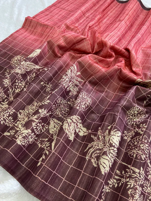 Sumati_Pink_–_Zari_Line_Navratri_Special_|_Soft_Tussar_Silk_Saree_with_Print,_Zari_Line_Saree_&_Print_Blouse_with_Tassels