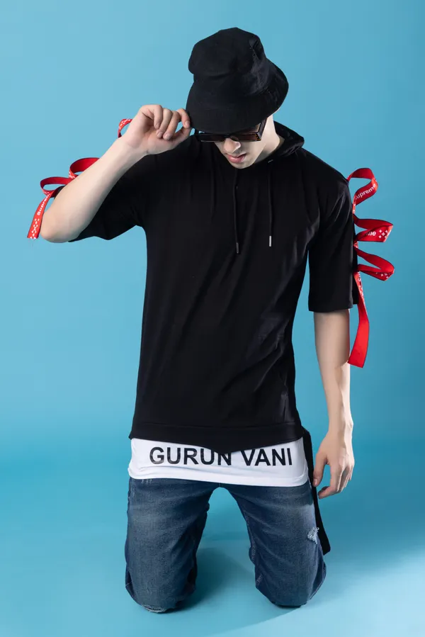 Black_Cotton_Blend_Printed_Round_Neck_Soft_T-Shirt_For_Men