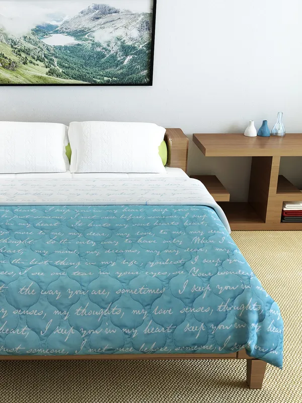 Text_Print_Double_Comforter_for_Heavy_Winter_(Polyester,_Blue_&_White)