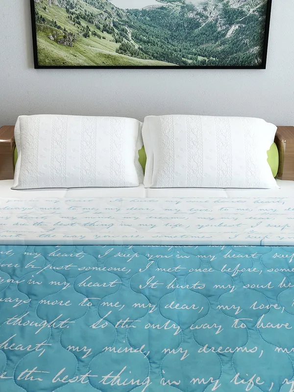 Text_Print_Double_Comforter_for_Heavy_Winter_(Polyester,_Blue_&_White)