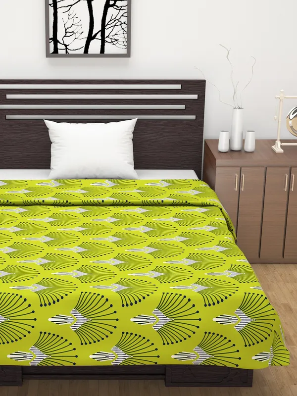 Abstract_Single_Dohar_for_AC_Room_(Cotton,_Olive_Green_&_Blue)