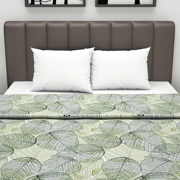 Glace_Cotton_Reversible_Lightweight_Floral_Double_Bed_AC_Dohar_Blanket_-_Dark_Green_and_Light_Green_(MD1415)