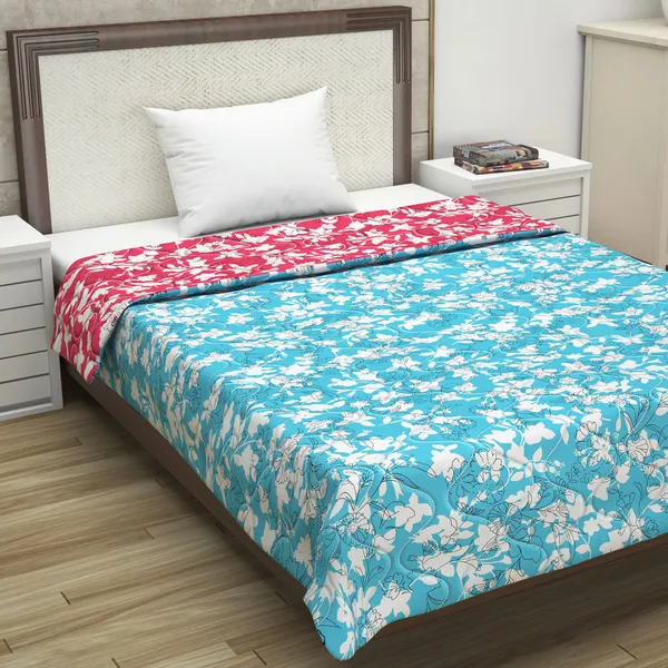 Floral_Single_Comforter_for_Mild_Winter_(Polyester,_Pink_and_Sky_Blue)