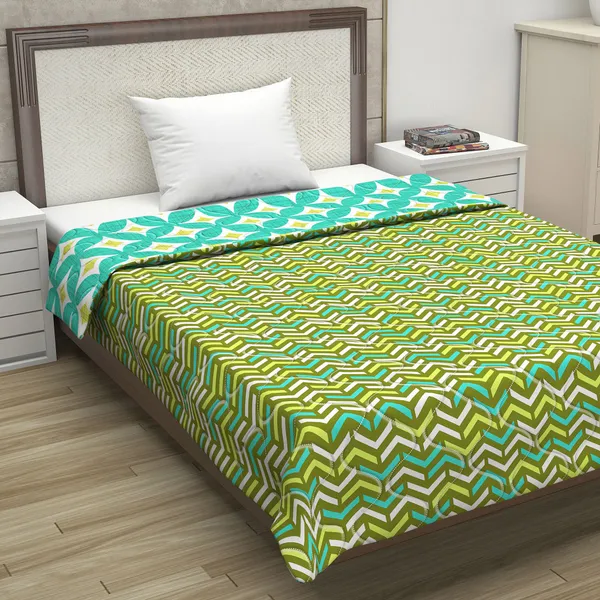 Printed_Single_Comforter_for_Mild_Winter_(Polyester,_Yellow,_Green)