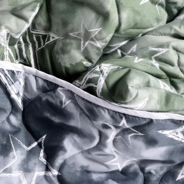 Abstract_Single_Comforter_for_Mild_Winter_(Polyester,_Green_&_Grey)