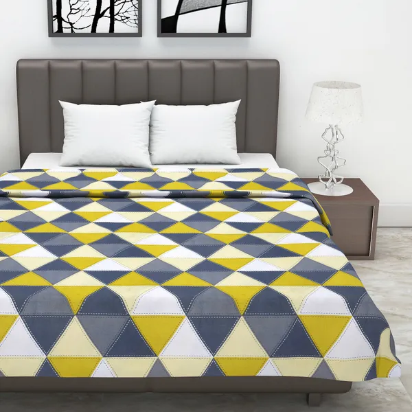Abstract_Double_Dohar_for_AC_Room_(Cotton,_Yellow)