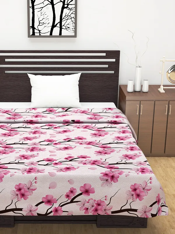 Glace_Cotton_120_GSM_Reversible_Lightweight_Printed_Single_Bed_AC_Dohar_Blanket_Quilt_-_Pink_and_Black