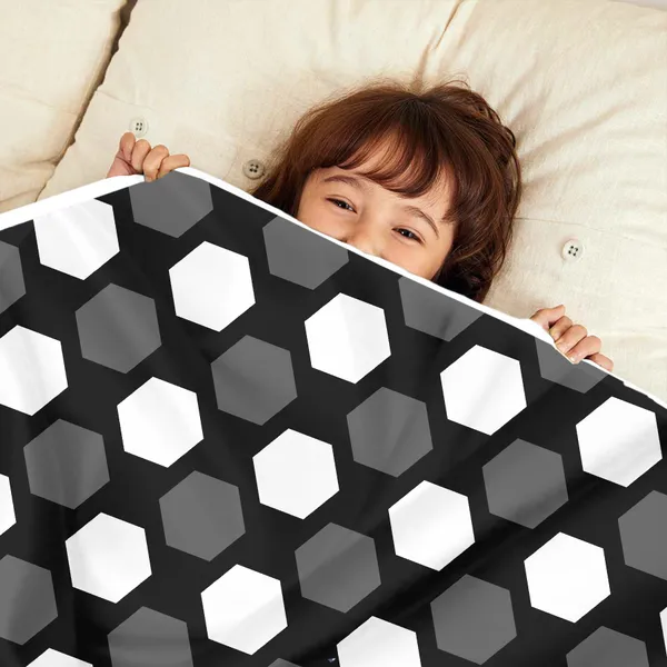Microfiber_Reversible_Lightweight_Geometric_Baby_Blanket_For_Kids/Toddler_-_Black_and_Grey_(GI1188)