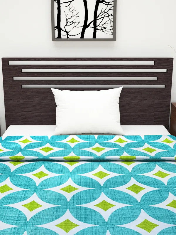 Abstract_Single_Dohar_for_AC_Room_(Cotton,_Green_&_Yellow)