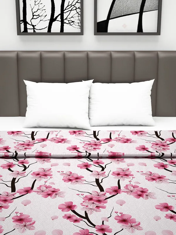 Glace_Cotton_Reversible_Lightweight_Floral_Double_Bed_AC_Dohar_Blanket_-_Pink_and_Black_(FL-2005-DD)