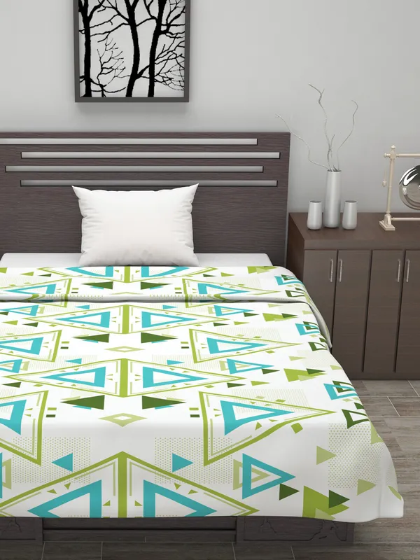 Floral_Single_AC_Blanket_for_AC_Room_(Cotton,_Green_&_Turquoise_Blue)