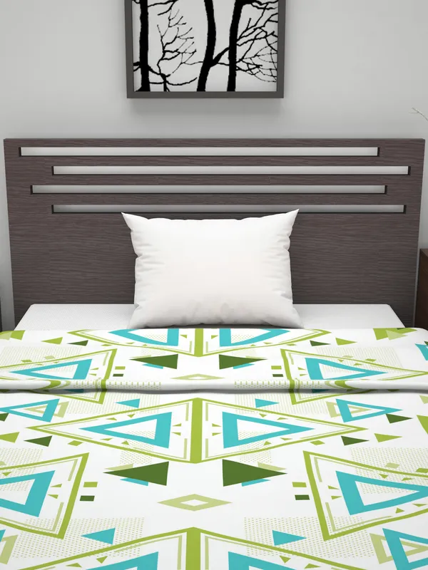 Floral_Single_AC_Blanket_for_AC_Room_(Cotton,_Green_&_Turquoise_Blue)