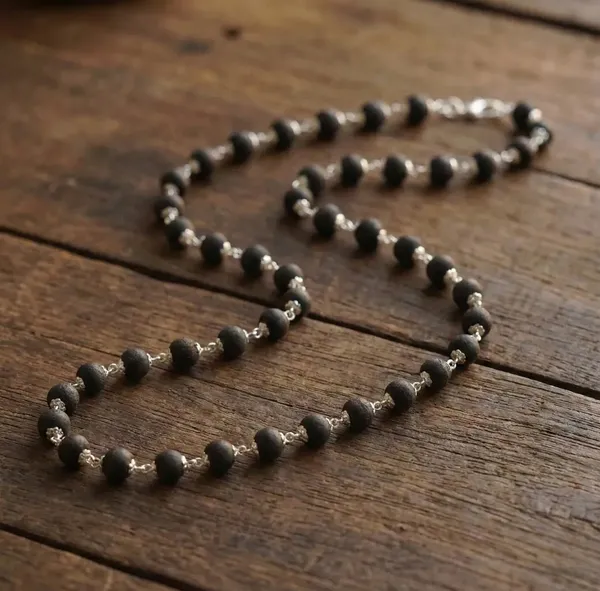Krungali_Rosary-Style_Silver-Linked_Black_Beads_Mala_with_Silver_Caps