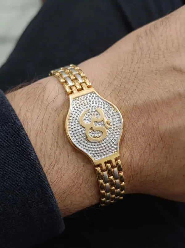 Men's_Gold-Plated_"Om"_Designer_Kada_&_Rudraksha_Fusion_Bracelet