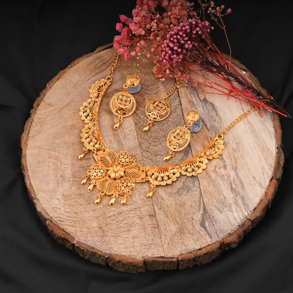 Pearl_Jewellery_Allure_Fancy_Traditional_Jewellery_Set_For_Womens