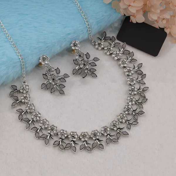Silver_Plated_Grey_Colour_Necklace_With_Earrings_For_Womens