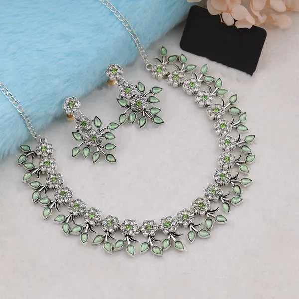 Silver_Plated_C_Green_Colour_Necklace_With_Earrings_For_Womens