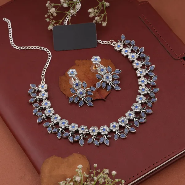 Silver_Plated_Blue_Colour_Necklace_With_Earrings_For_Womens
