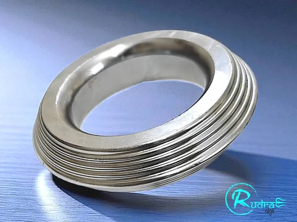 SARBHLOH_1_KG_HEAVY_PUNJABI_SIKH_JOINTLESS_IRON_KADA