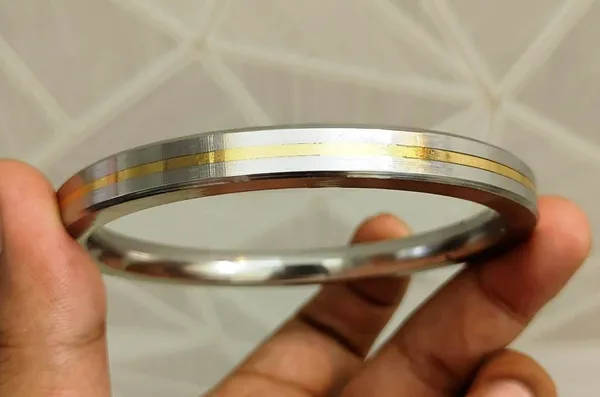 STAINLESS_STEEL_AND_BRASS_PUNJABI_KADA_7_MM_WIDTH