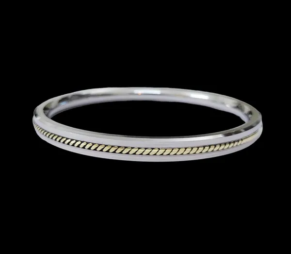 Stainless_Steel_Punjabi_Kada_With_Brass_Wire_5_Mm_Width_For_Men