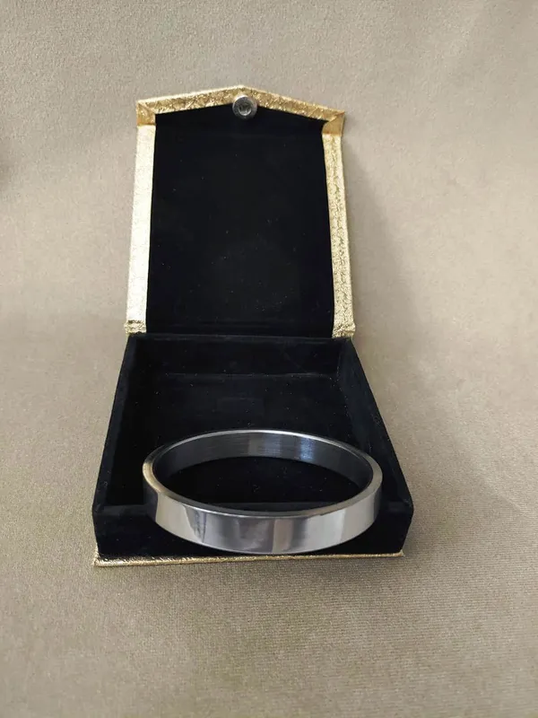 STAINLESS_STEEL_THICK_PUNJABI_KADA_FOR_MEN_10_MM