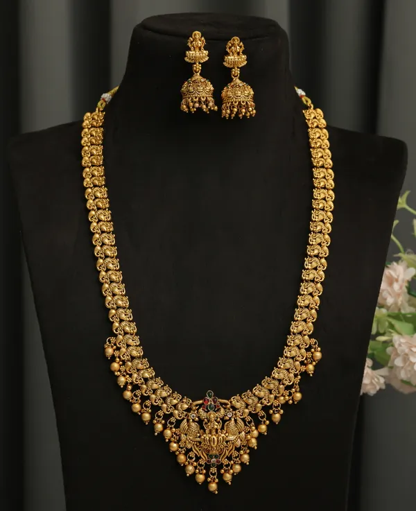 3D_Temple_Jewellery_Combo_Set_for_Women_with_Layered_Haram,_Choker_Necklace_and_Jhumka_Earrings