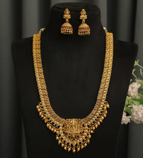 3D_Temple_Jewellery_Combo_Set_for_Women_with_Layered_Haram,_Choker_Necklace_and_Jhumka_Earrings__Description: