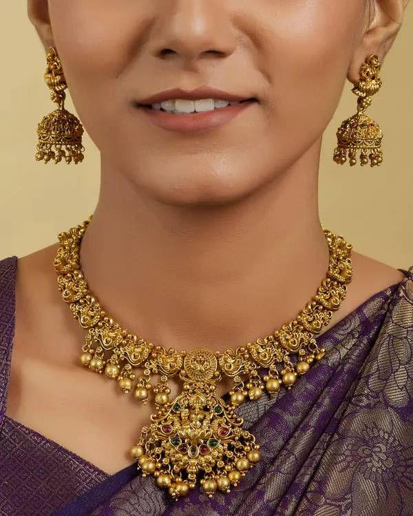 Antique_Gold_Plated_Temple_Jewellery_Necklace_Set_with_Jhumka_Earrings_for_Women