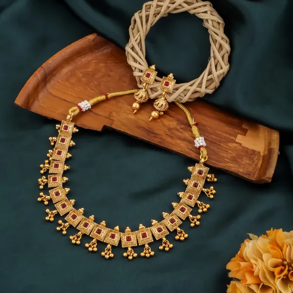 Vihaa Jewellery Classic Pearl Gold Plated Necklace Set With Earrings ...