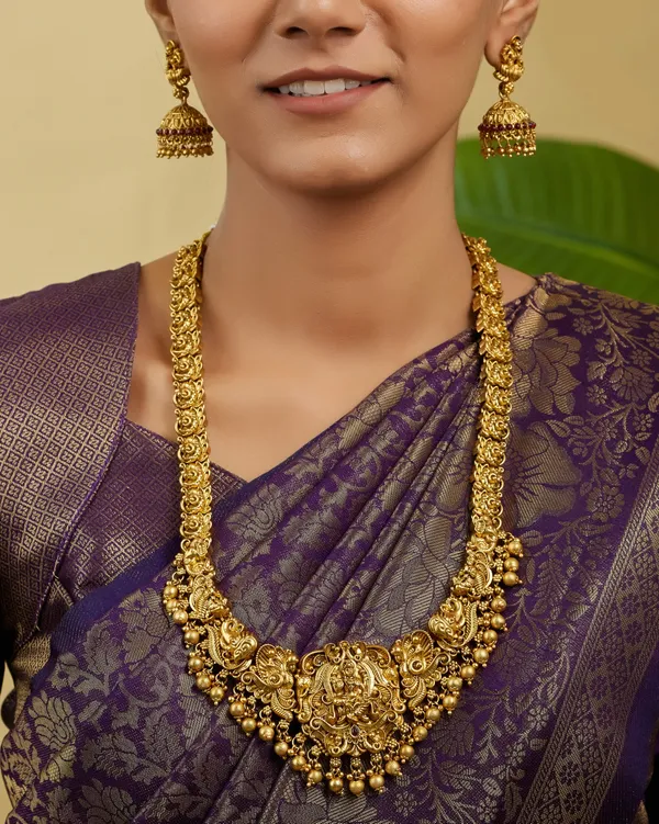 Traditional_South_Indian_Temple_Design_Haram_Set_with_Goddess_Pendant_and_Jhumka_Earrings