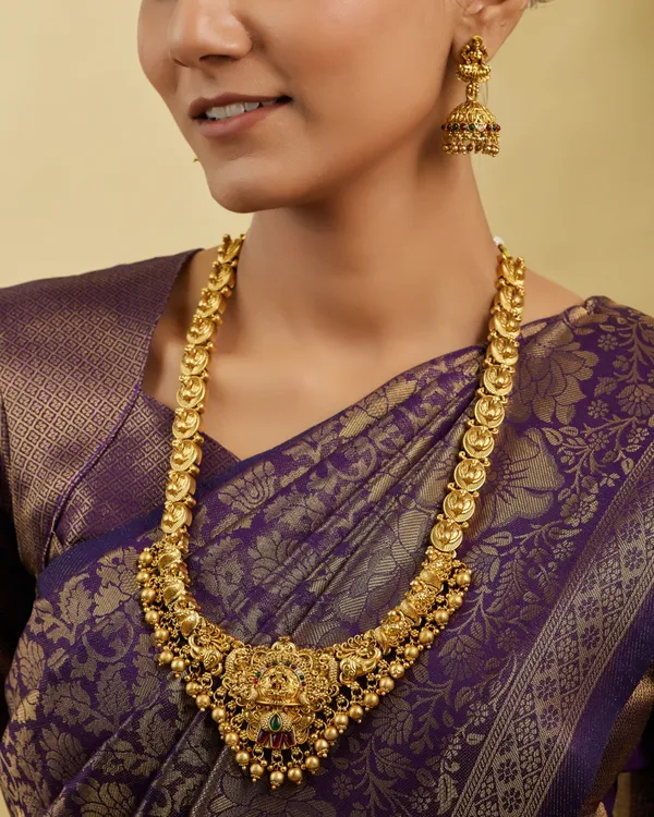 Traditional_South_Indian_Temple_Design_Haram_Set_with_Goddess_Pendant_and_Jhumka_Earrings