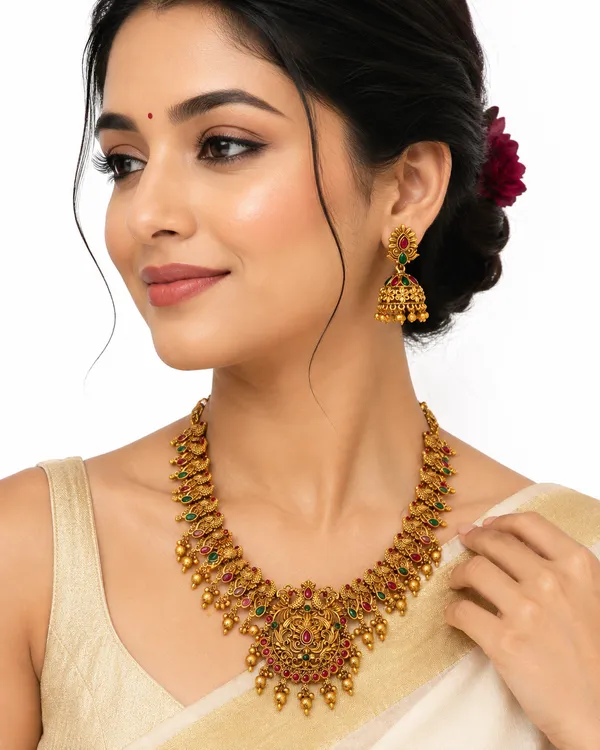 Traditional_Temple_Necklace_Set_with_Goddess_Pendant_&_Ruby_Green_Stone_Work