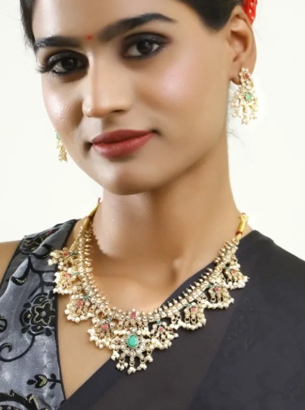 Classic_Pearl_Gold_Plated_temple__Necklace_Set_With_Earrings_For_Women