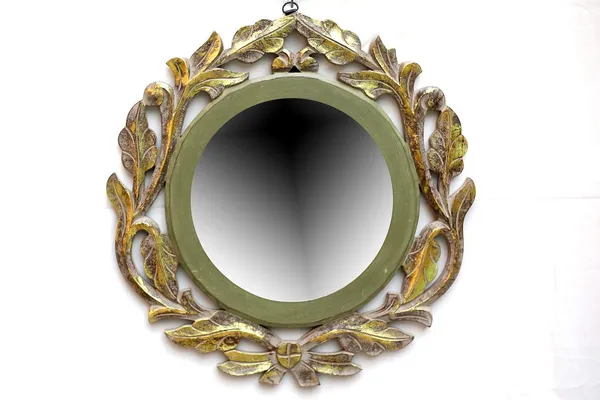 Premium_Quality_Wooden_Mirror_Frame_With_Handicraft_Work