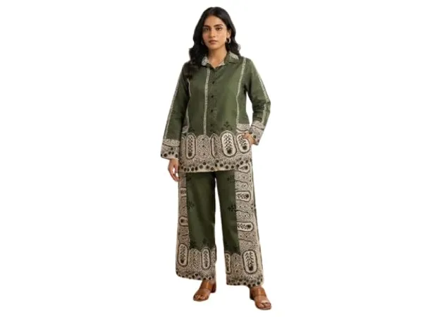 Poly_Chiffon_Printed_Coord_Set_For_Women_Printed_Design_Full_Sleeve_Shirt