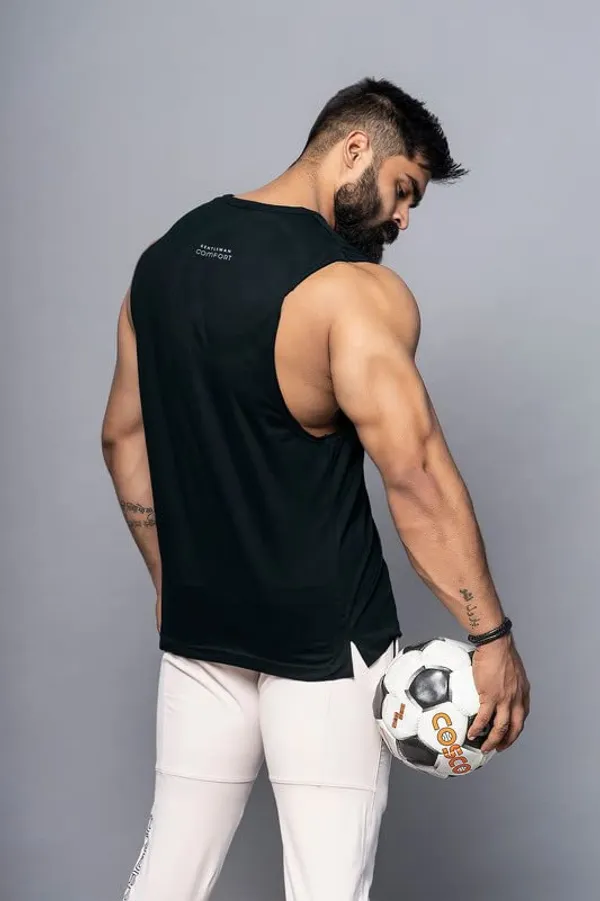 Black_Sleeveless_Gym_Vest_For_Men