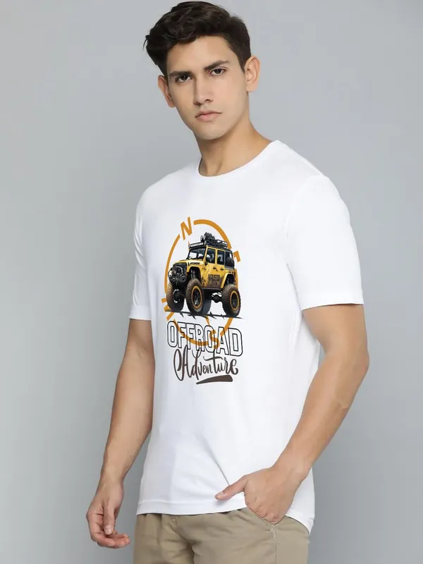 White_Printed_Cotton_Round_Neck_Regular_Fit_Soft_And_Comtable_Trendy_Casual_Half_Sleeve_T_Shirt_For_Men