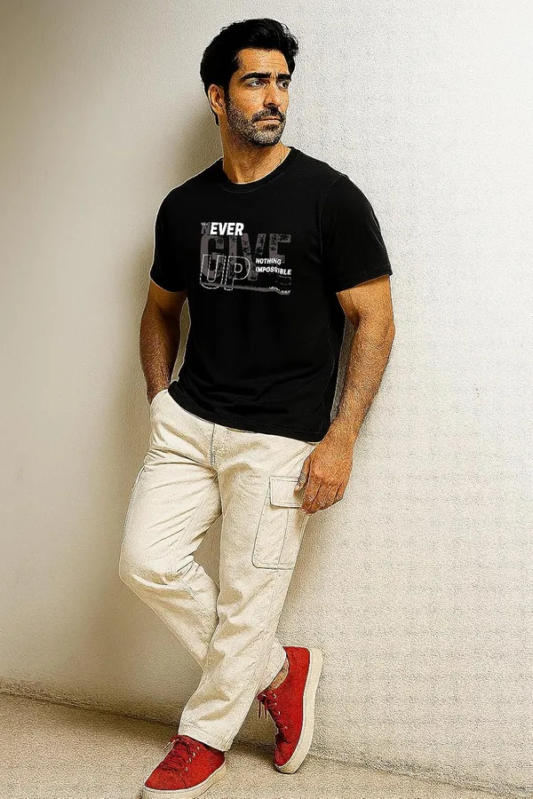 Black_Cotton_Blend_Printed_T_Shirt_For_Men