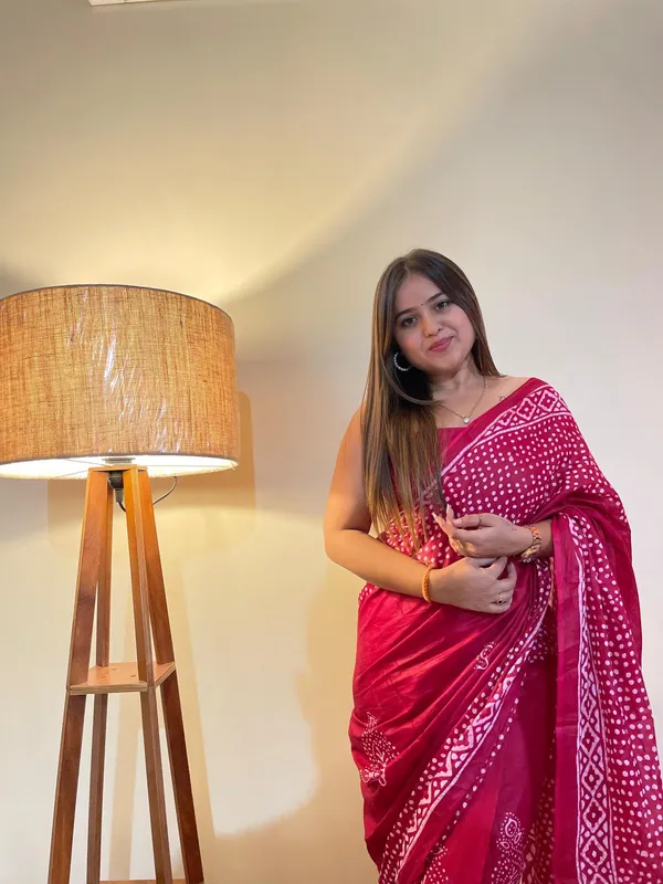 Ikkat_Print_Pure_Soft_Cotton_saree_With_Blouse_Piece