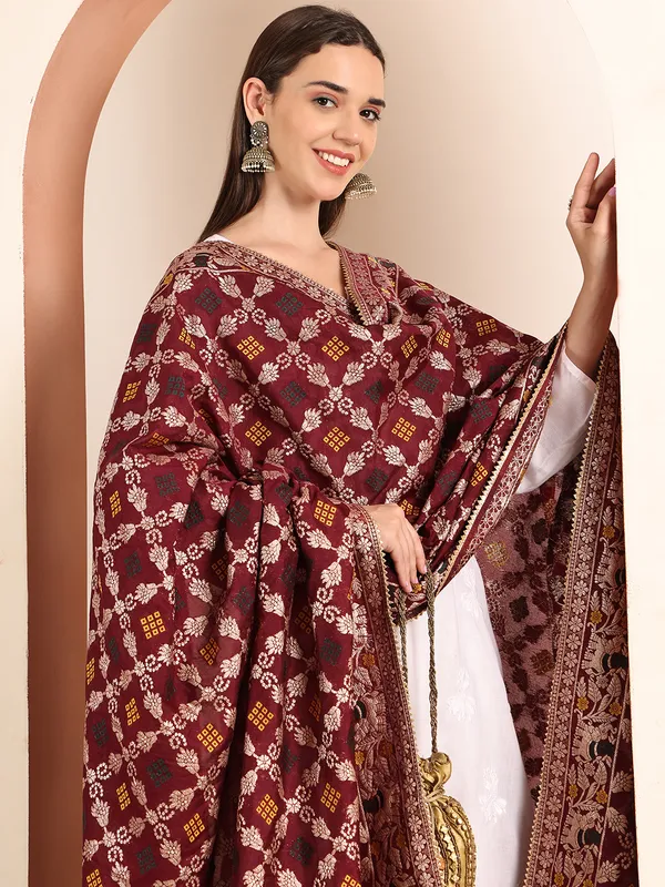 Maroon_Banarasi_Silk_Hand_Tie-Dye_Bandhej_Dupatta