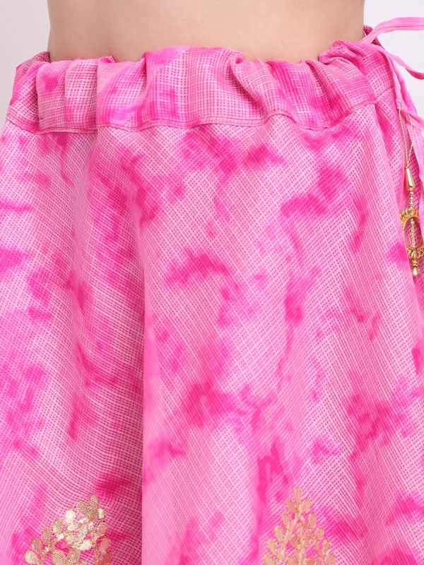 Pink_Cotton_Kota_Doriya_Gota_Patti_Work_Skirt_For_Women