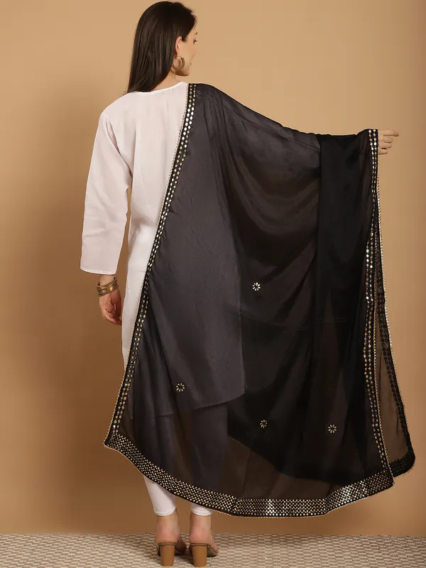 Black_Crepe_Gota_Patti_Work_Ethnic_Dupatta