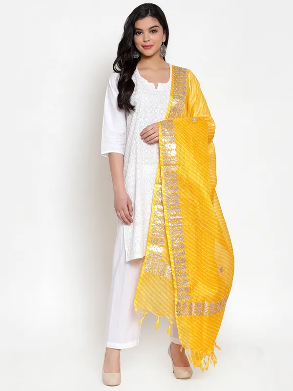 Yellow_Cotton_Doriya_Gota_Patti_Dupatta