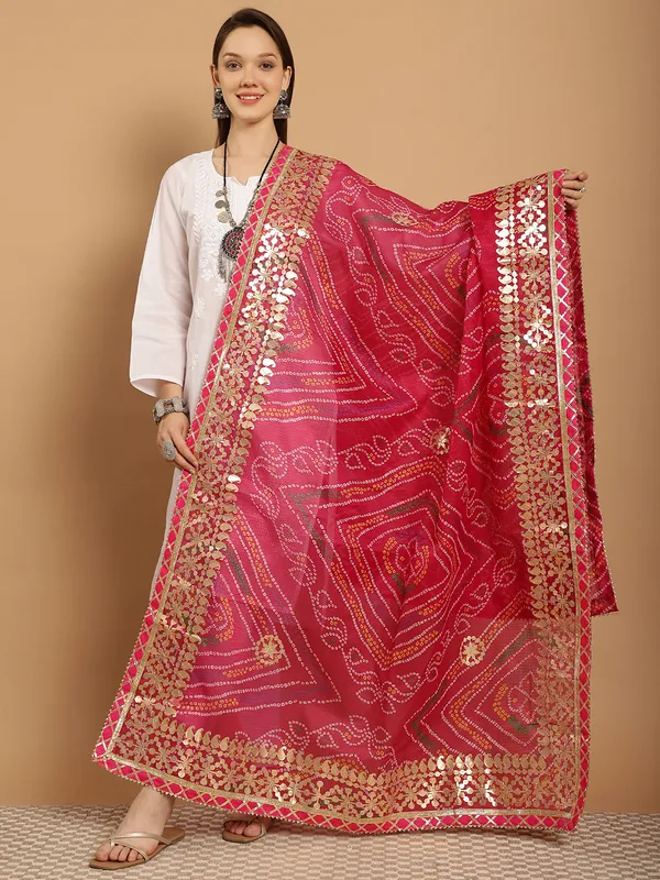 Magenta_Cotton_Kota_Doriya_Gota_Patti_Work_Dupatta