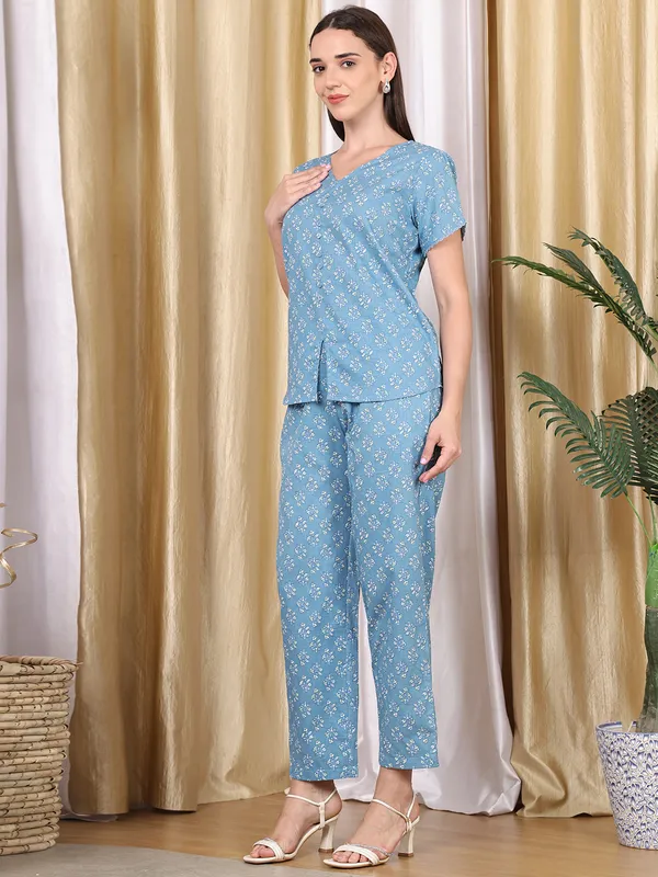 Blue_Cotton_Printed_Casual_Co-Ords_For_Women