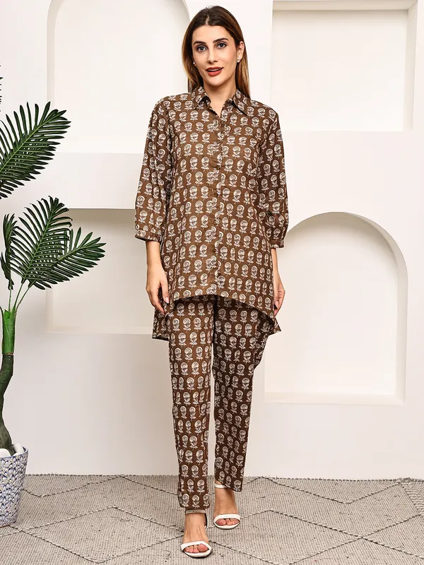 Brown_Cotton_Printed_Casual_Co-Ords_For_Women
