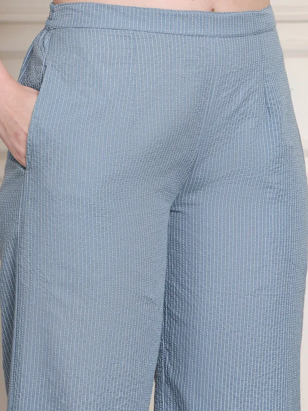 Grey_Cotton_Striped_Casual_Co-Ords_For_Women
